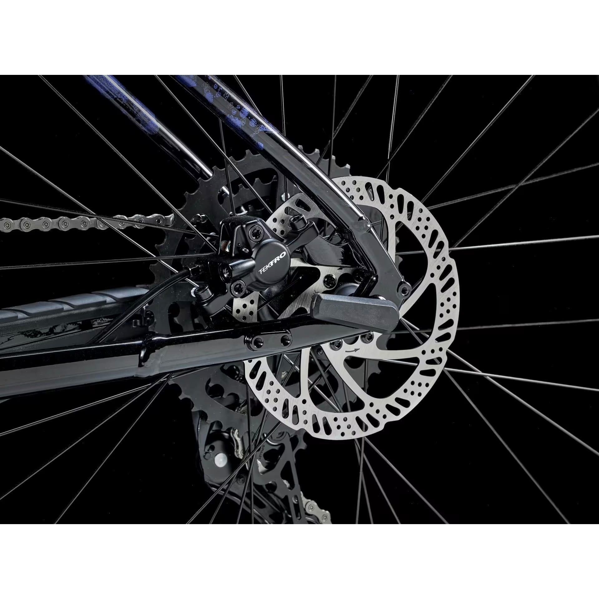 Trek Marlin 5 Gen 3 9-Speed MTB Purple Flip/Black Fade