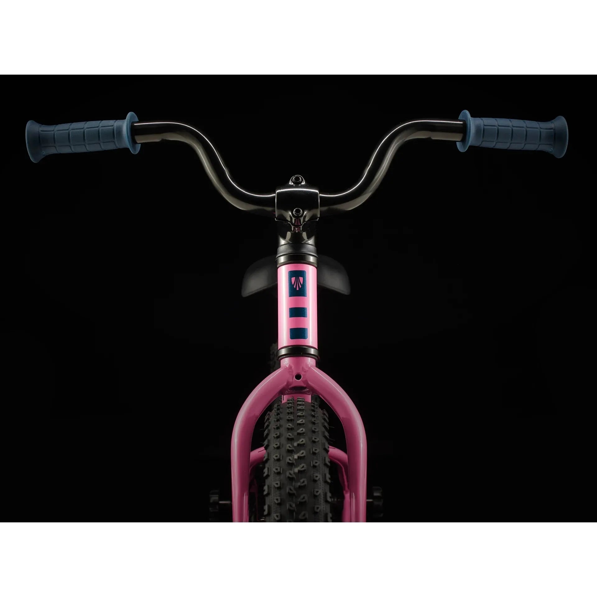 Trek Precaliber 16 Girl's Pink Frosting – The Bicycle Store Trek Precaliber 16 Girl's Pink Frosting – The Bicycle Store